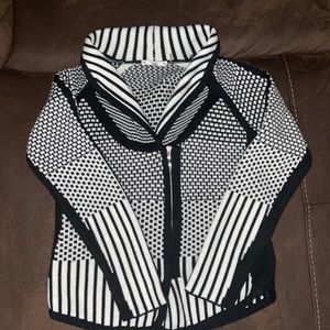 Shawl neck sweater